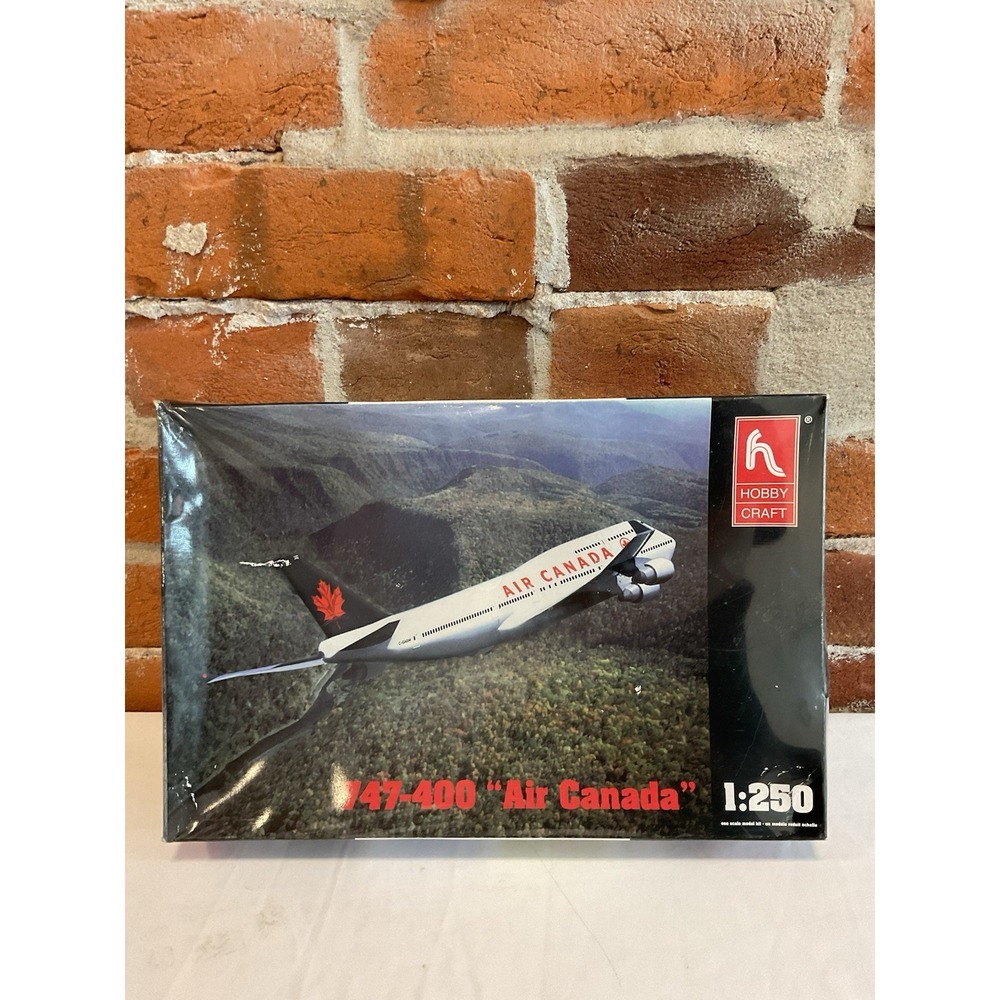 Hobby Craft‎ HC1151 747-400 Air Canada 1:250 Scale - Factory Sealed